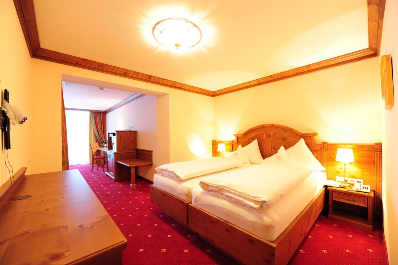 Hotel Max 세르파우스 외부 사진
